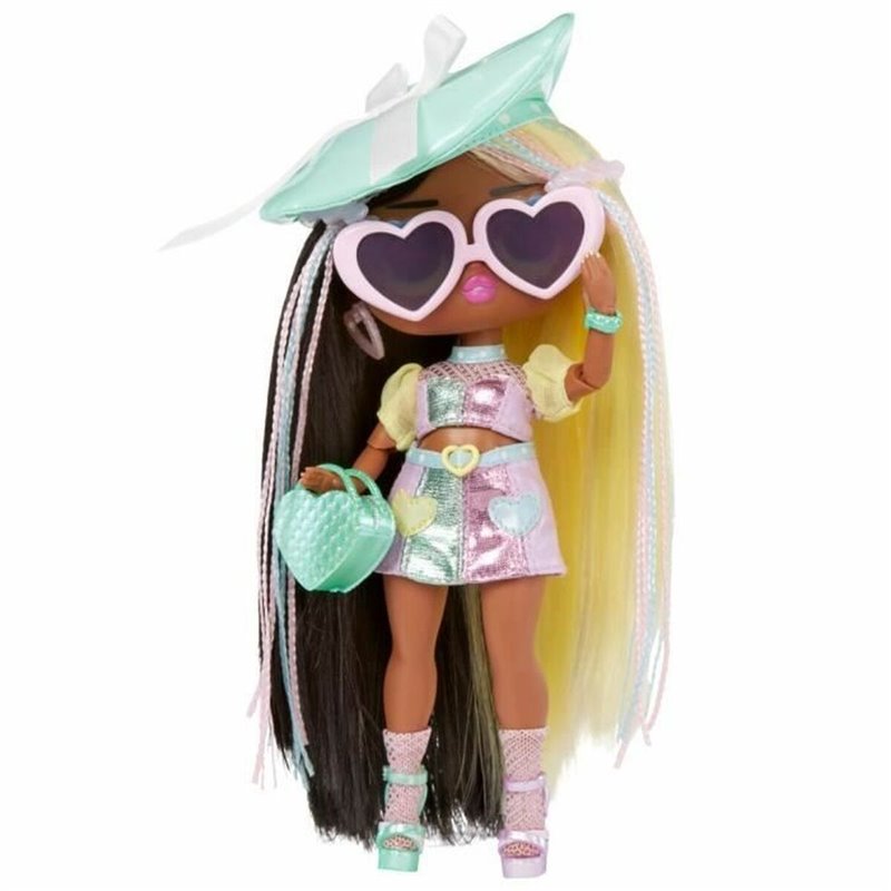 L.O.L. Surprise! Tweens S4 Doll- Darcy Blush