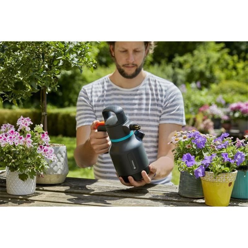 Image secondaire de Pulvérisateur à pression pour jardin Gardena 1,25 L