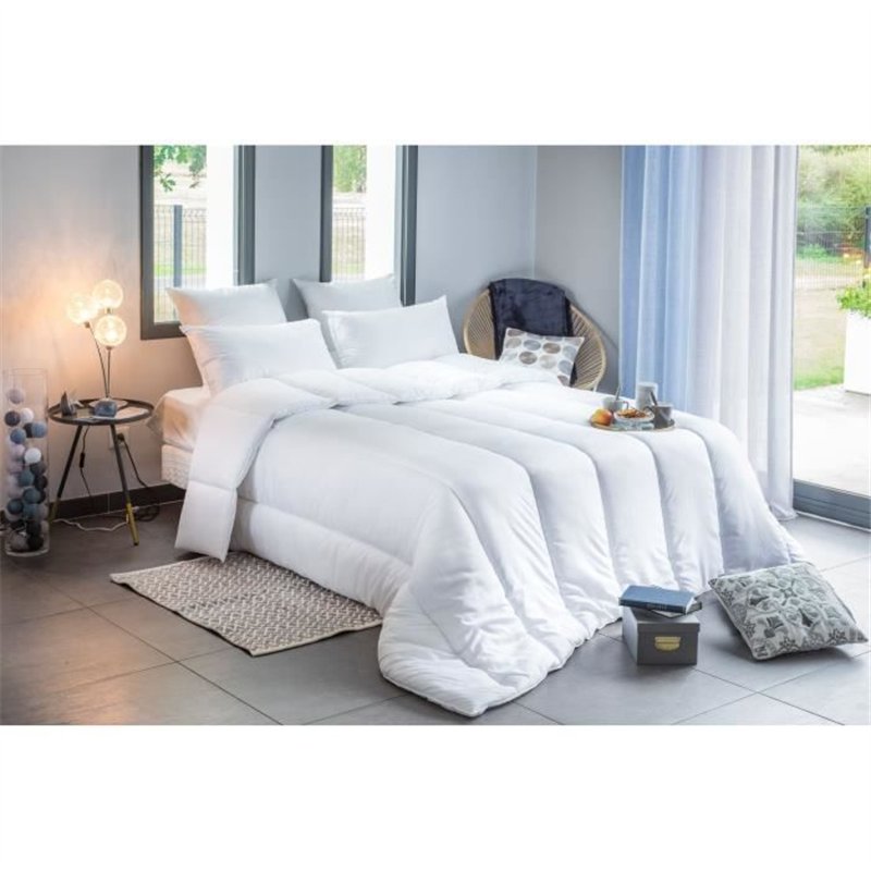 Image secondaire de Couette chaude anti-acariens - 400 gr/m² - BLANREVE - 240 x 220 cm - Blanc