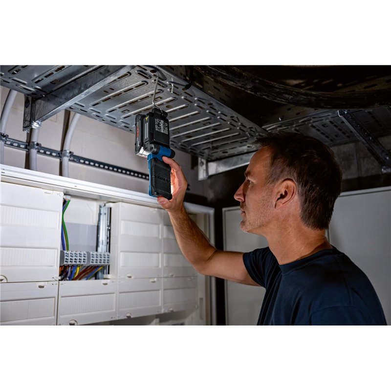 Image secondaire de Bosch Professional 18V System lampe sans-fil GLI 18V-800 (avec 800 lumens, 20 LED, tête pivotante sur 360° et inclinable sur 180