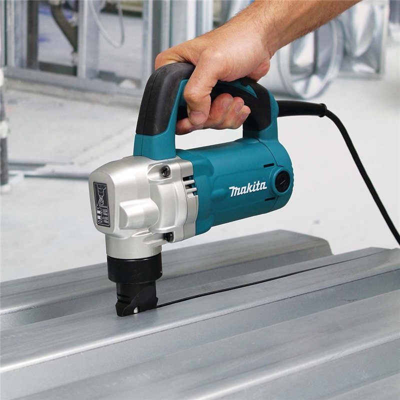 Image secondaire de Makita Grignoteuse 3.2mm 710w + coffret makpack jn3201j