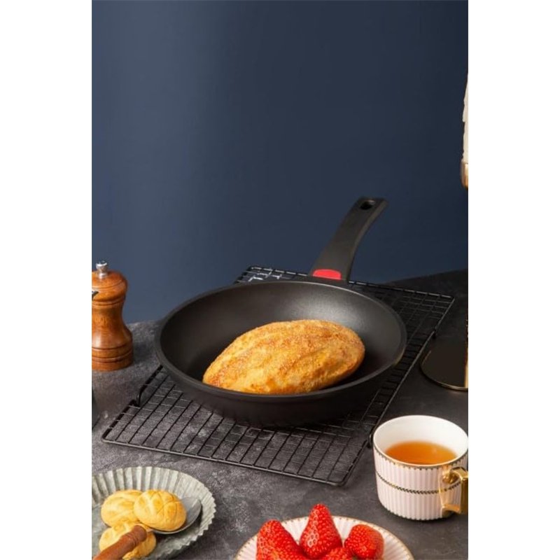 Image secondaire de Baumalu Poêle à frire 24 cm THERMO REGUL, Noir