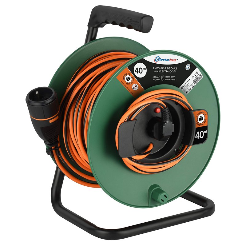 Electraline 208666 Rallonge Prolongateur Jardín avec Enrouleur 40M 3G1.5mm Femelle Français Electralock équipée d'un système de