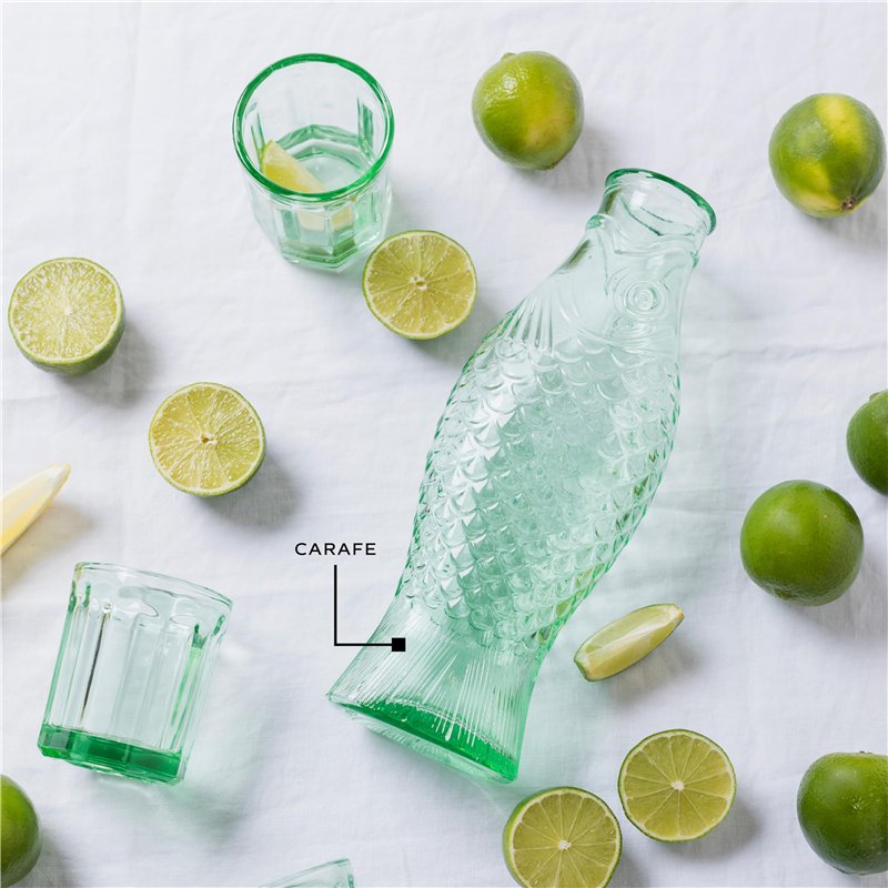 Image secondaire de Carafe en verre pour l'eau | Collection Fish & Fish par Paola Navone | Carafe 850 ml | Bouteille conteneur transparent vert pour