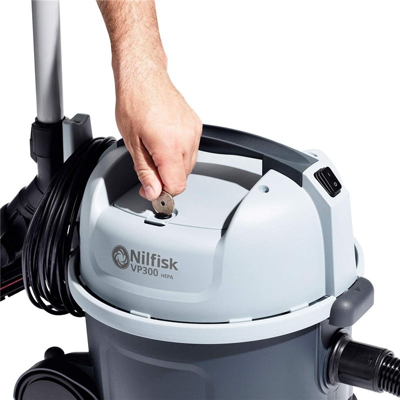 Image secondaire de Nilfisk Aspirateur professionnel VP300 HEPA Basic (Aspirateur industriel avec filtre HEPA, Capacité du sac filtrant 10 l, Puissance 800W)