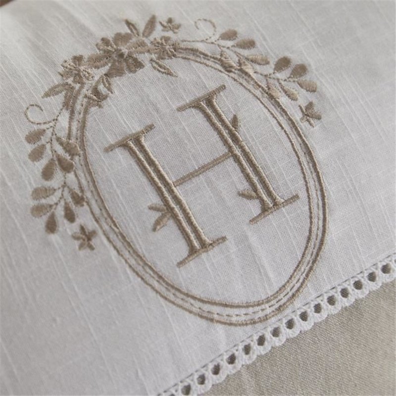 Image secondaire de Coussin - TODAY - CHARME - Imprimé x Chambray x Broderie Berenice - 30 x 50 cm