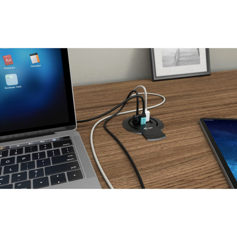 Image secondaire de I-Tec Built-in Desktop Fast Charger, USB-C PD 3.0 + 3x USB 3.0 QC3.0, 96 W